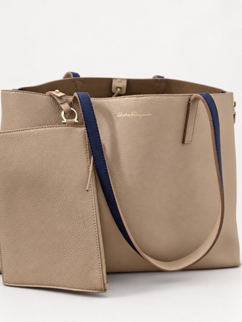 Autentic Salvatore Ferragamo 2 tones